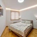 Lena Apartman Sa Dve Spavace Sobe