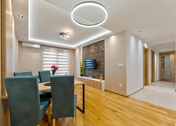 Lena Apartman Sa Dve Spavace Sobe